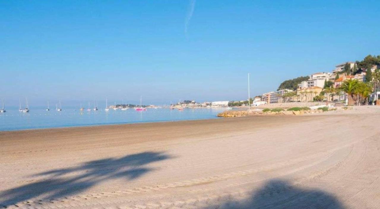 L Annexe 50M De La Plage Bandol Exteriér fotografie